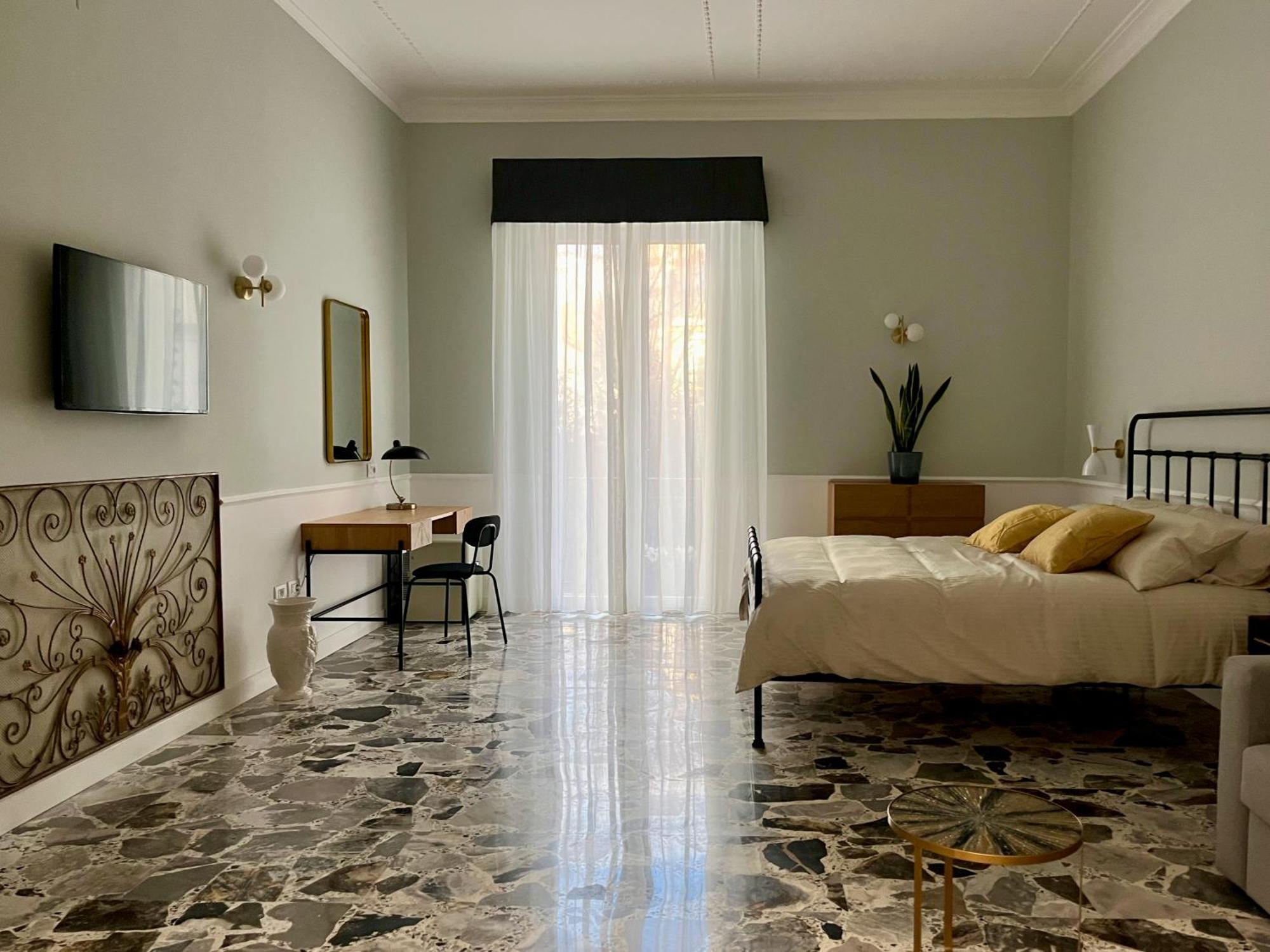 Casa Vera * Naples
